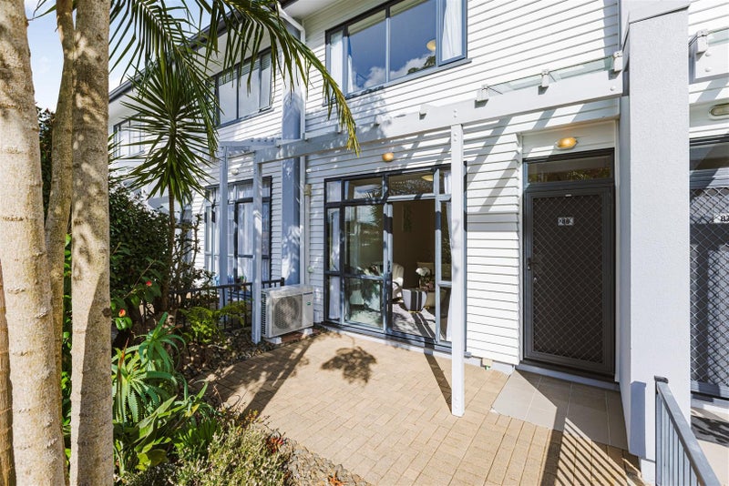 86/2 Armoy Drive, East Tamaki, Auckland - Carousel 2