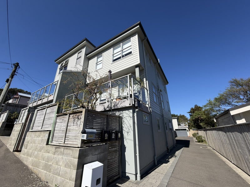 2/65 Lavaud Street, Berhampore, Wellington - Carousel 1