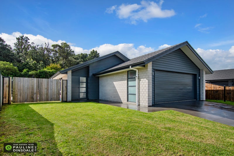 9 Sycamore Drive, Kamo, Whangarei - Carousel 1