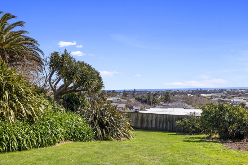 44C Alberta Road, Glen Avon, New Plymouth - Carousel 2
