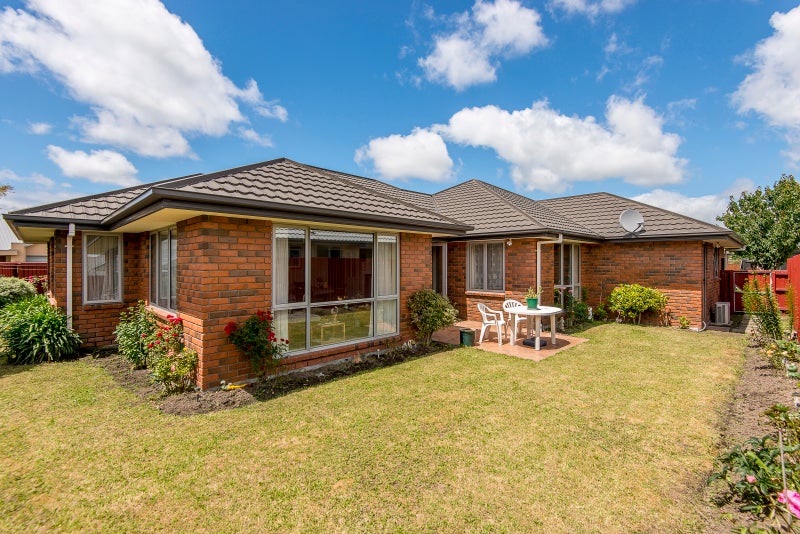 7 Moeraki Place, Hei Hei, Christchurch - Carousel 2