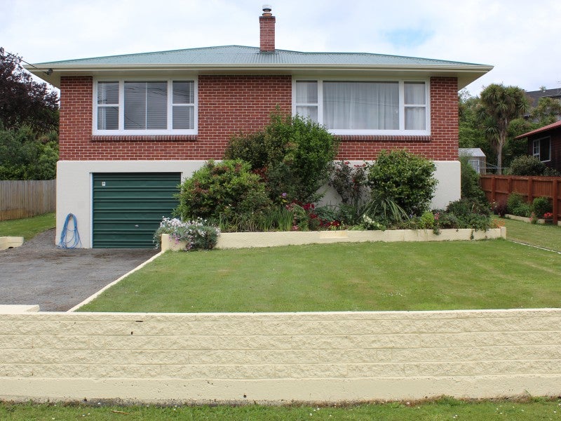 80 Peel Street, Geraldine - Carousel 1