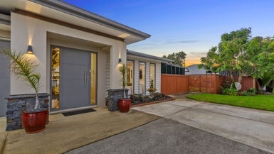 83 Parkhaven Drive, Rosehill, Papakura - Carousel 1