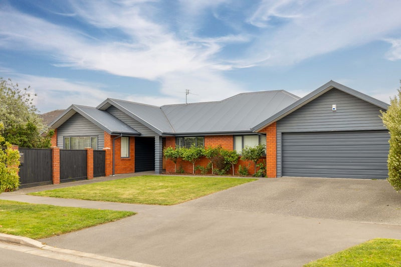 3 Woodhaven Place, Parklands, Christchurch - Carousel 1