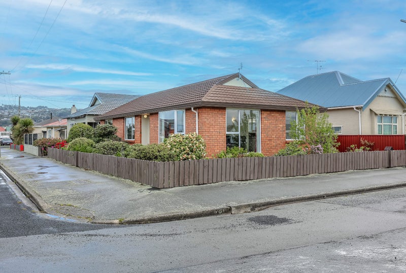 8 Hardy Street, Saint Kilda, Dunedin - Carousel 2