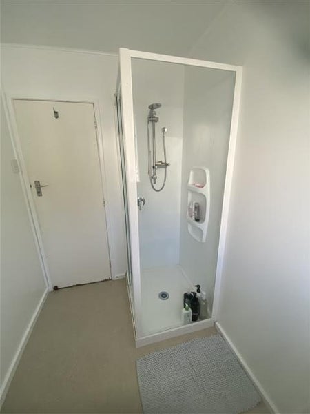 2/3 Southern Cross Road, Kohimarama, Auckland - Carousel 13