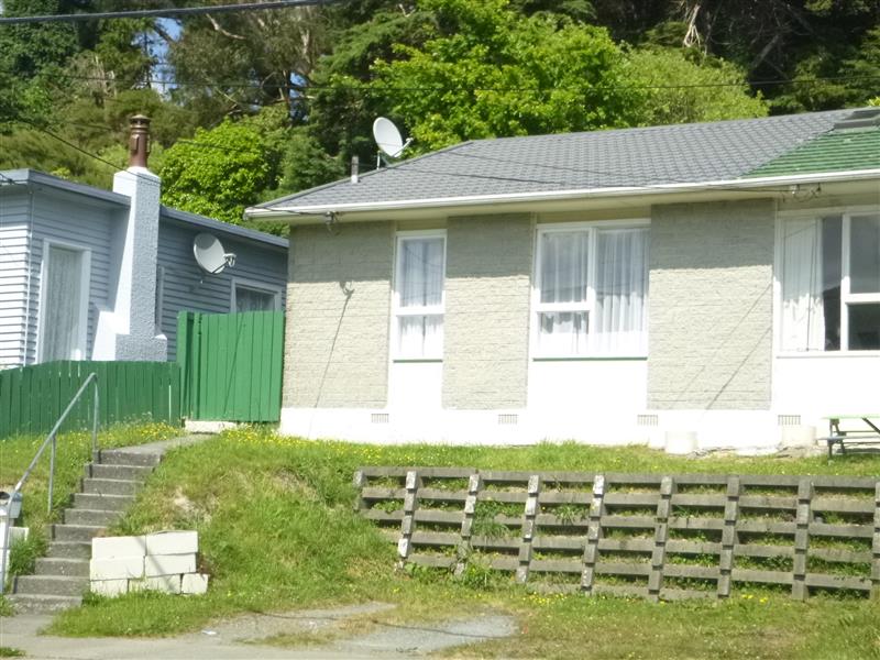 20B Main Road, HOMEDALE, WAINUIOMATA - Carousel 1