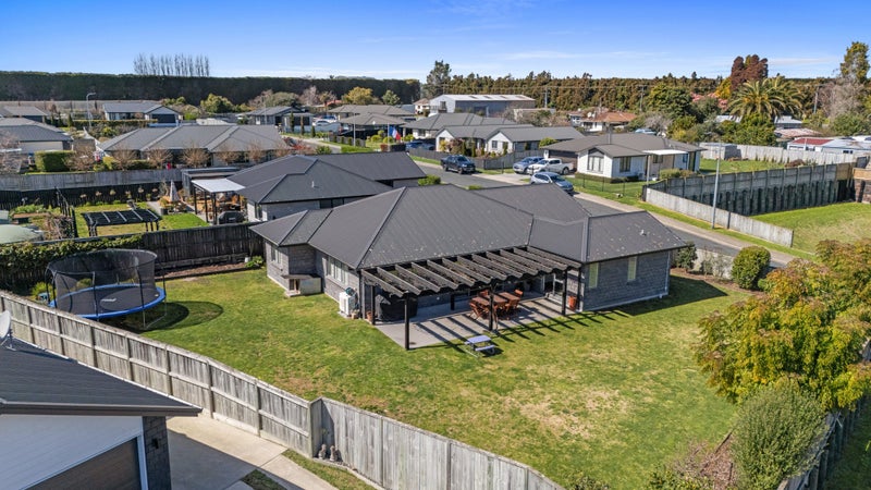 3 Penelope Place, Te Puke - Carousel 1
