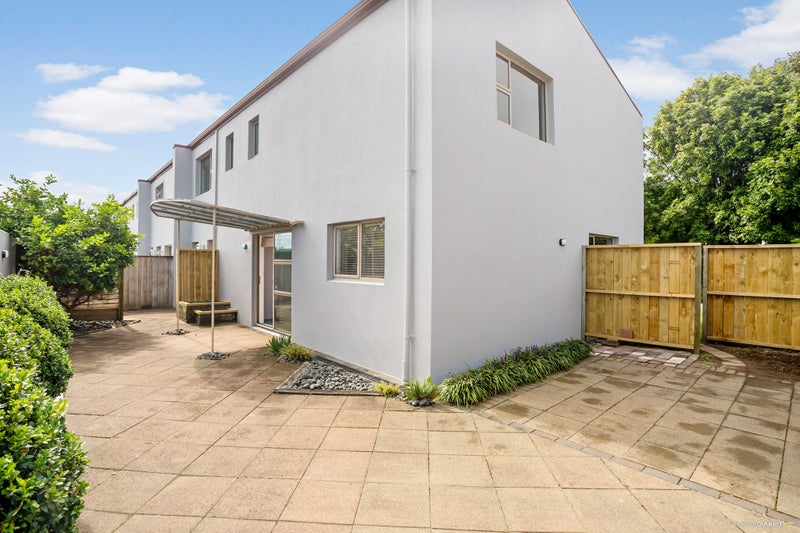 29A Claudelands Road, Hamilton East, Hamilton - Carousel 15