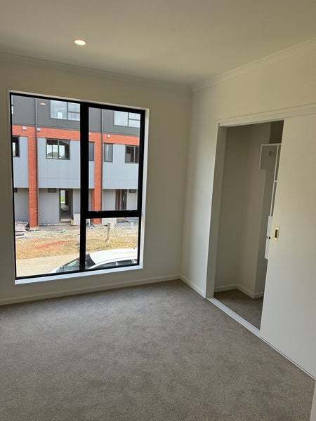 14 Waipuhinui Way, Wiri, Auckland - Carousel 2