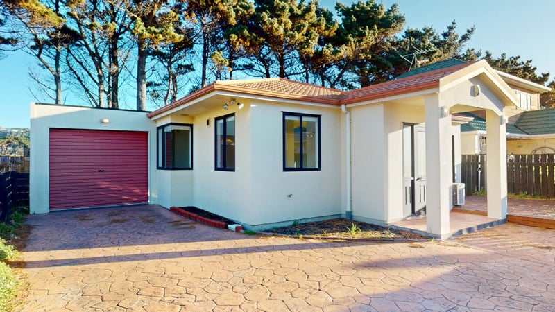 418A Broadway, Miramar, Wellington - Carousel 2