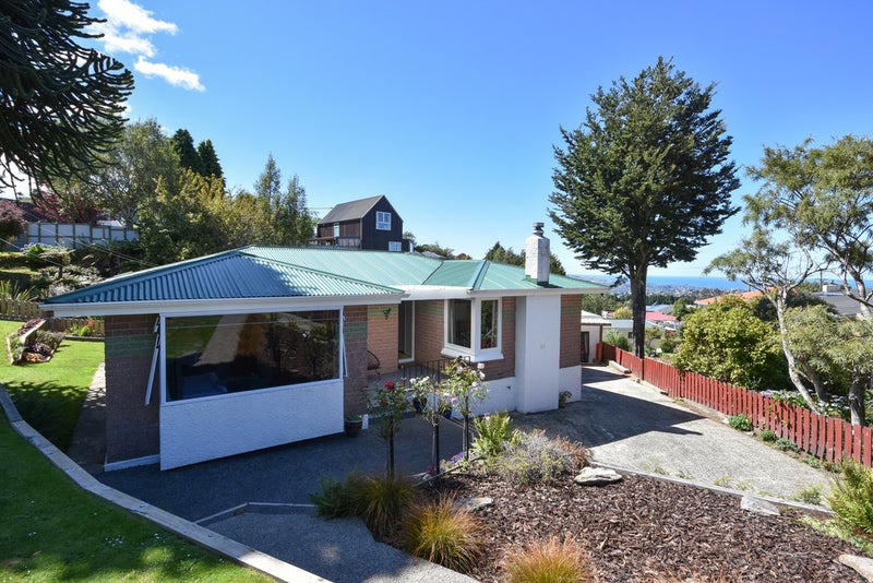 6 Gilkison Street, Halfway Bush, Dunedin - Carousel 1