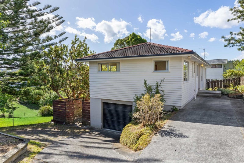 3 Morriggia Place, Bayview, Auckland - Carousel 2