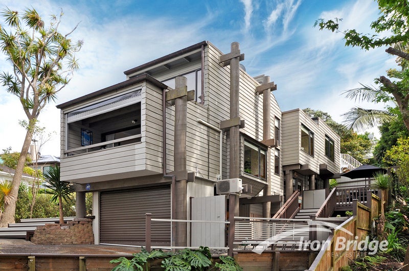 1/51 Seaton Road, Murrays Bay, Auckland - Carousel 1