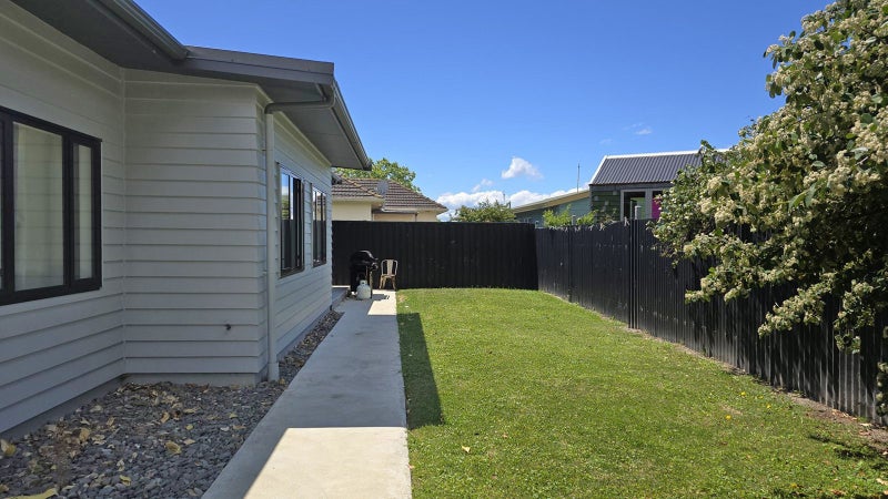 16B Savage Crescent, Marewa, Napier - Carousel 2