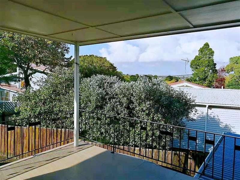 0 , Papatoetoe - Carousel 2