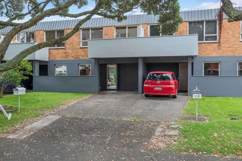 4/5 Glen Road, Browns Bay, Auckland - Carousel 1