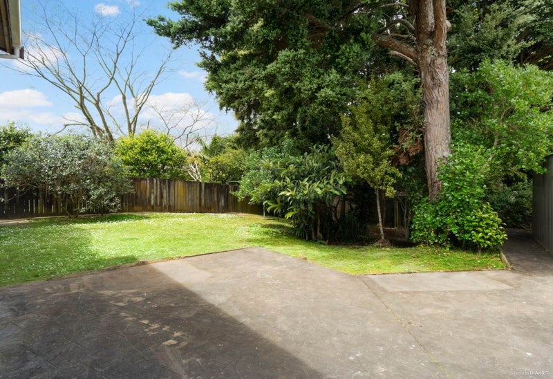 5 Nyssa Place, Totara Heights, Auckland - Carousel 2