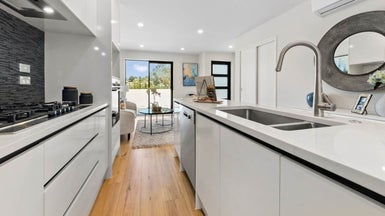 59D Redwood Drive, Massey, Auckland - Carousel 1