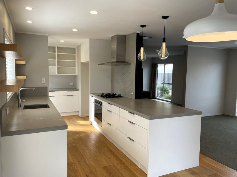 106 Sturges Road, Henderson, Auckland - Carousel 1