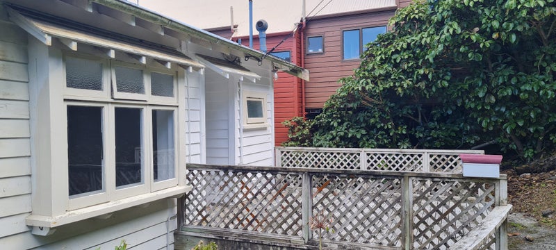 18 Garden Road, Northland, Wellington - Carousel 1