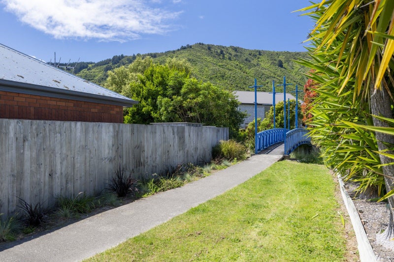 37B Beach Road, Waikawa, Picton - Carousel 23