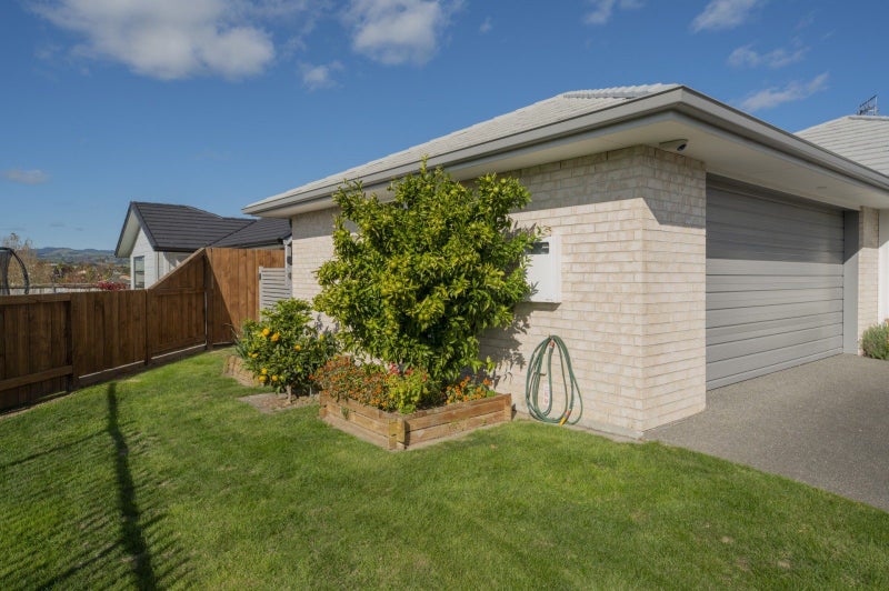 8 Coad Lane, Pyes Pa, Tauranga - Carousel 24