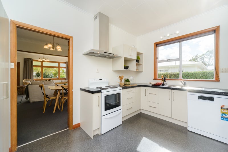95 Marne Street, Hokowhitu, Palmerston North - Carousel 2