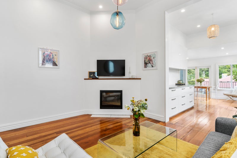 122 Hanson Street, Newtown, Wellington - Carousel 2