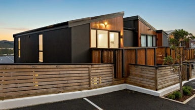 12 Stockden Place, Karori, Wellington - Carousel 1