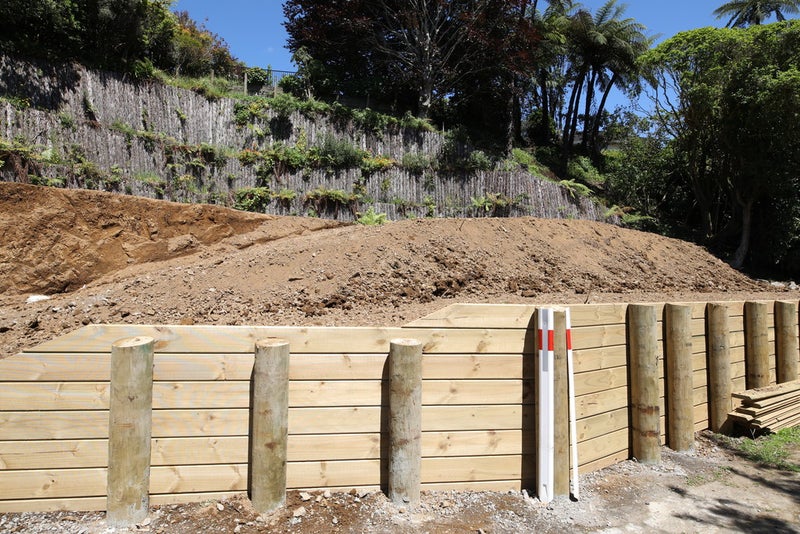 6B Lindaver Grove, Merrilands, New Plymouth - Carousel 2