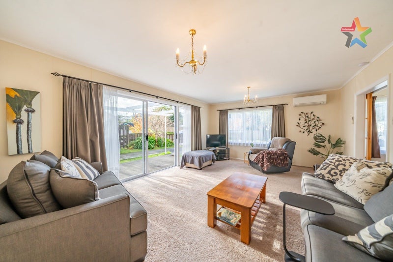 29 McGowan Road, Wainuiomata, Lower Hutt - Carousel 2