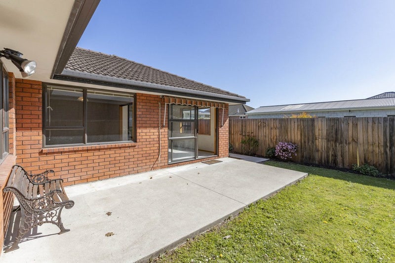 2/24 Woodbury Street, Avonhead, Christchurch - Carousel 2