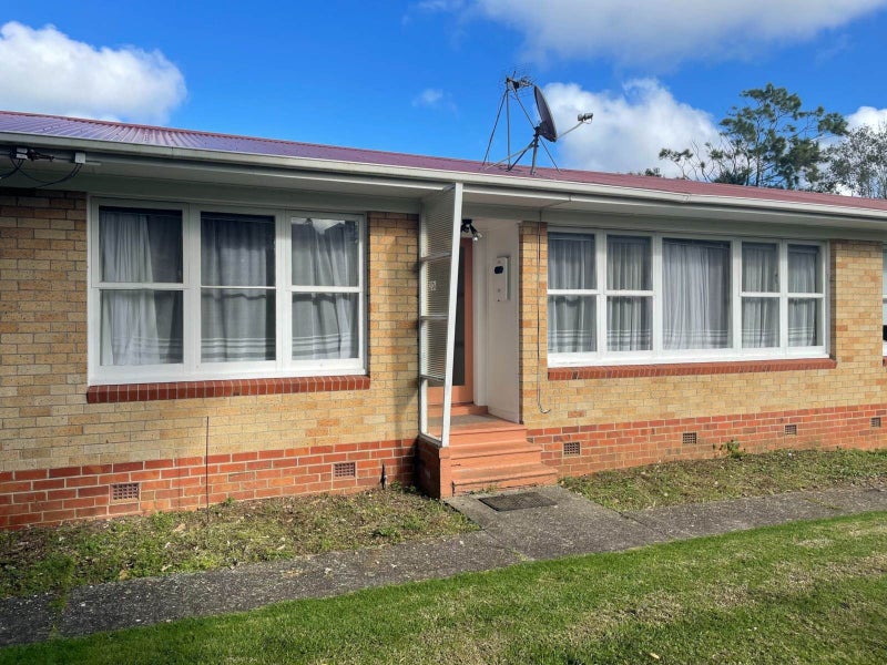 2/24 Britton Avenue, Mount Roskill, Auckland - Carousel 1