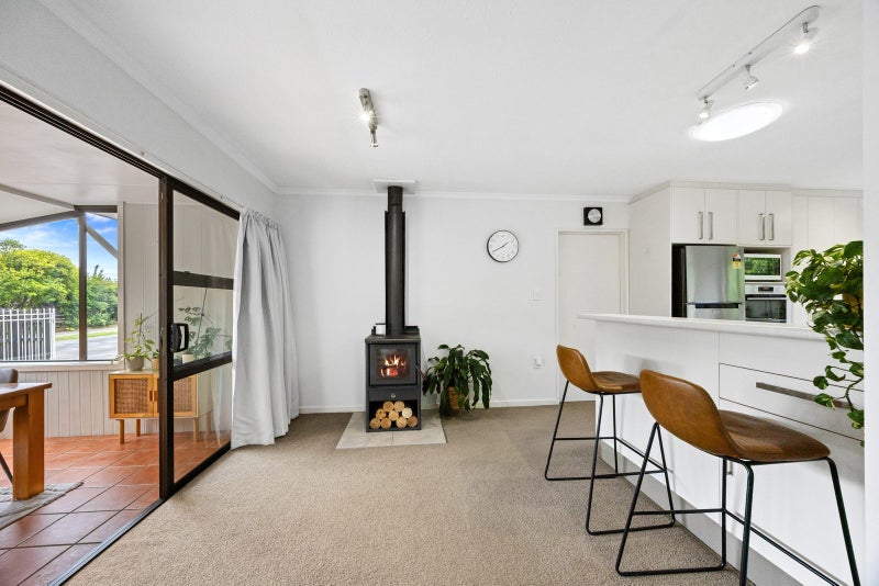 2/474 Halswell Road, Halswell, Christchurch - Carousel 2