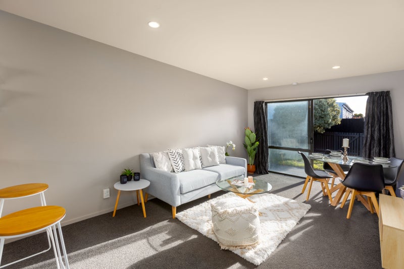 214E Breezes Road, Aranui, Christchurch - Carousel 1