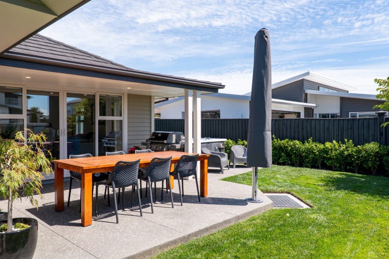 42 Westpark Drive, Burnside, Christchurch - Carousel 1