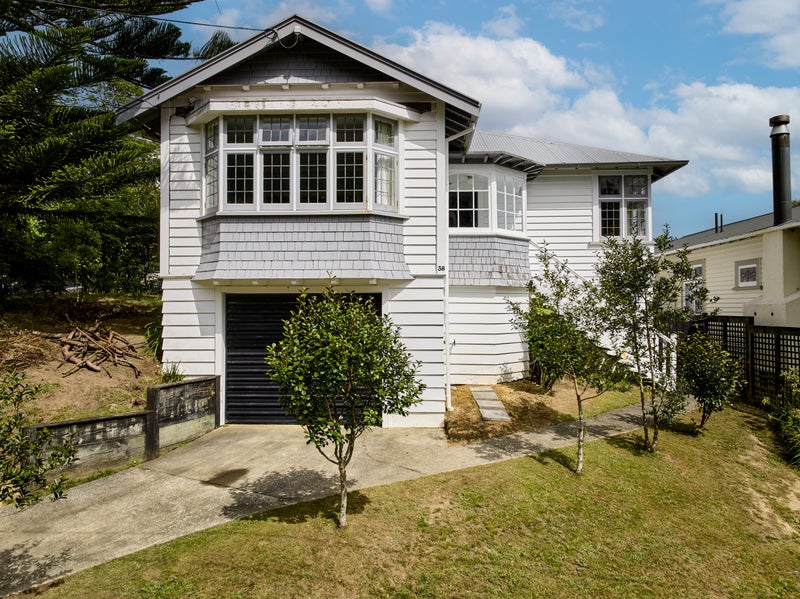 38 Burrows Avenue, Karori, Wellington - Carousel 1