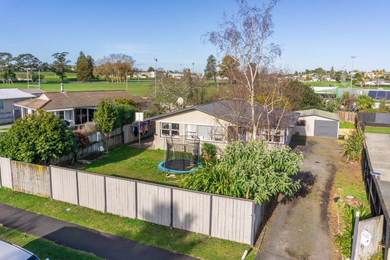 19 Durham Street, Nawton, Hamilton - Carousel 26