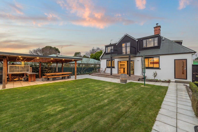 109 Main North Road, Woodend, Woodend - Carousel 2