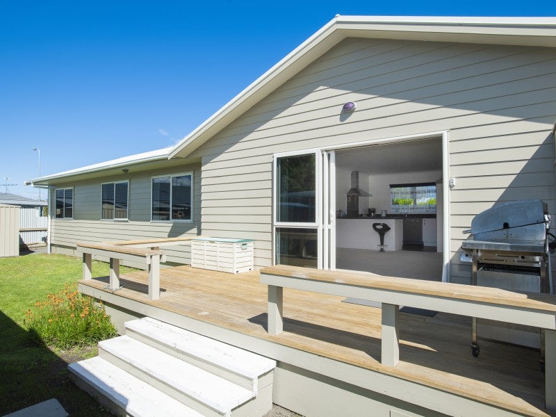 11A Ward Street, Riverdale, Gisborne - Carousel 2