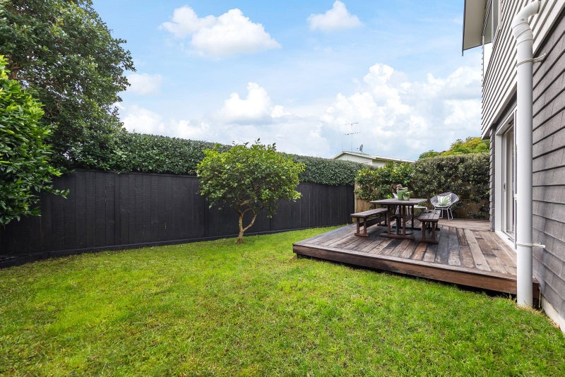 1A Granada Place, Glendowie, Auckland - Carousel 2