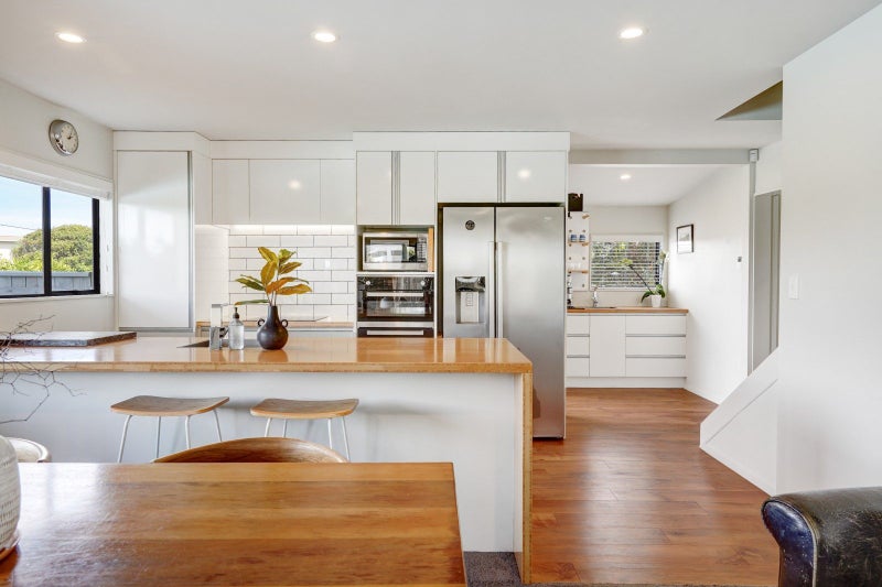 79 Rogers Road, Bay View, Napier - Carousel 2