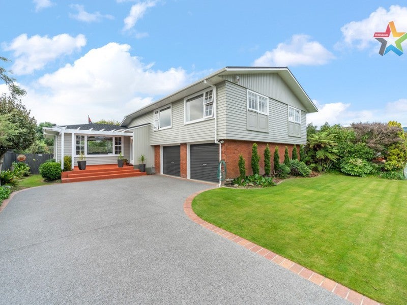 41 Orr Crescent, Hutt Central, Lower Hutt - Carousel 1