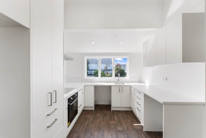 68 Taylors Road, Mount Albert, Auckland - Carousel 2