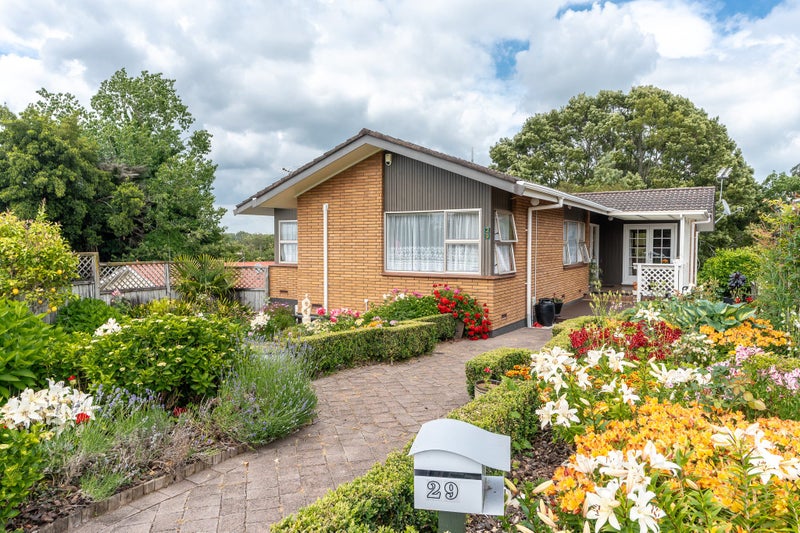 29 Resthill Crescent, Glenview, Hamilton - Carousel 20