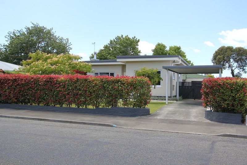 1/2 Anzac Avenue, Onekawa, Napier - Carousel 13