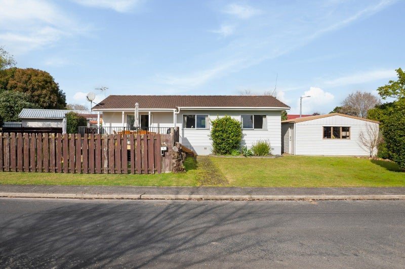 2 Dale Place, St Andrews, Hamilton - Carousel 4