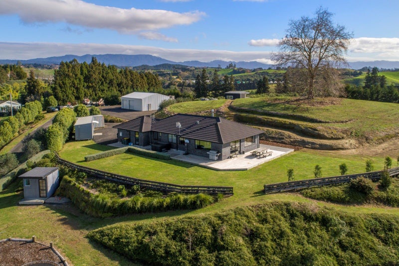 24 Barrett Road, Tauranga - Carousel 1