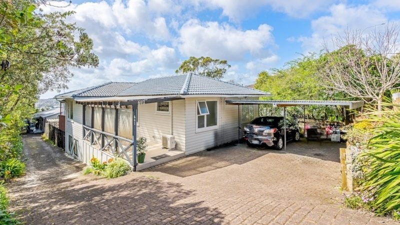 1/601 Glenfield Road, Totara Vale, Auckland - Carousel 1